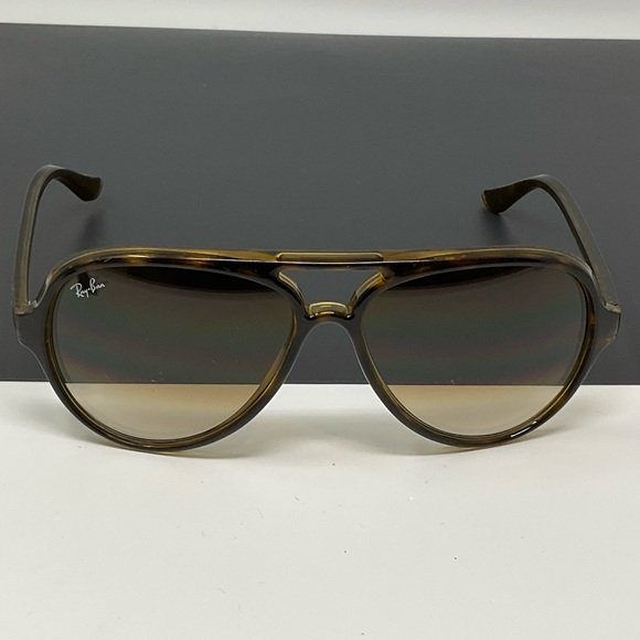 Ray-Ban Sunglasses, Cats 5000 Classic main image 7